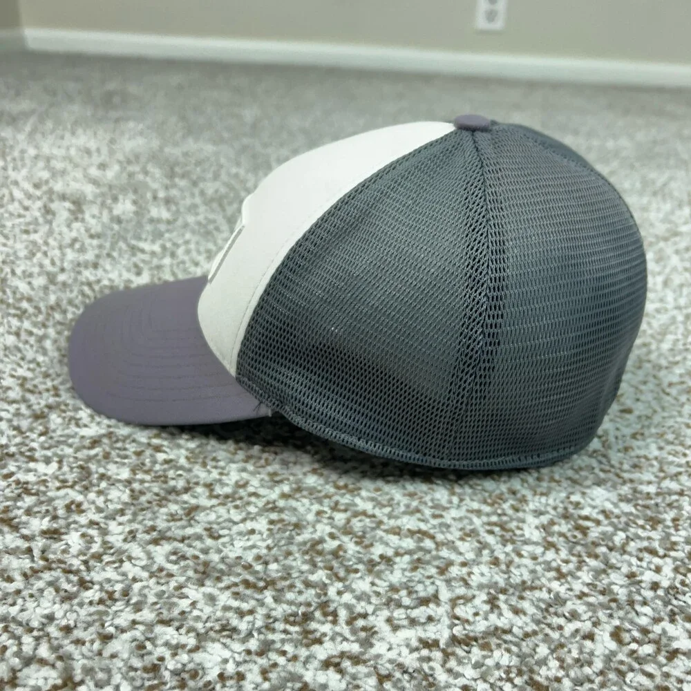 Nike golf hat